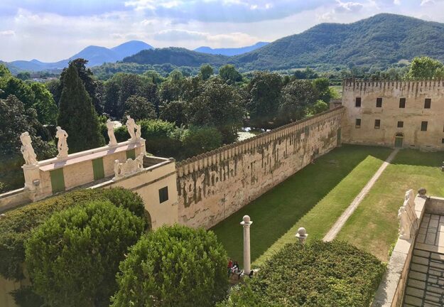 Castello del Catajo Castello del Catajo
